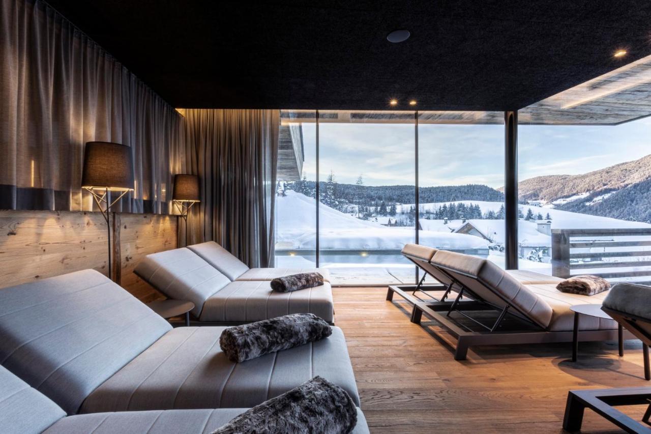 Hotel Niblea Dolomites Ortisei Extérieur photo