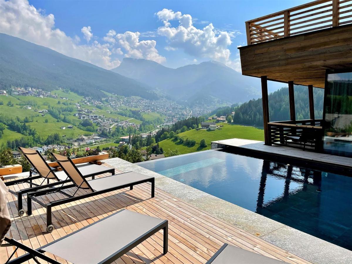 Hotel Niblea Dolomites Ortisei Extérieur photo