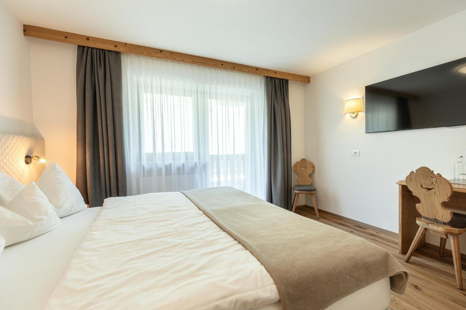 Hotel Niblea Dolomites Ortisei Extérieur photo