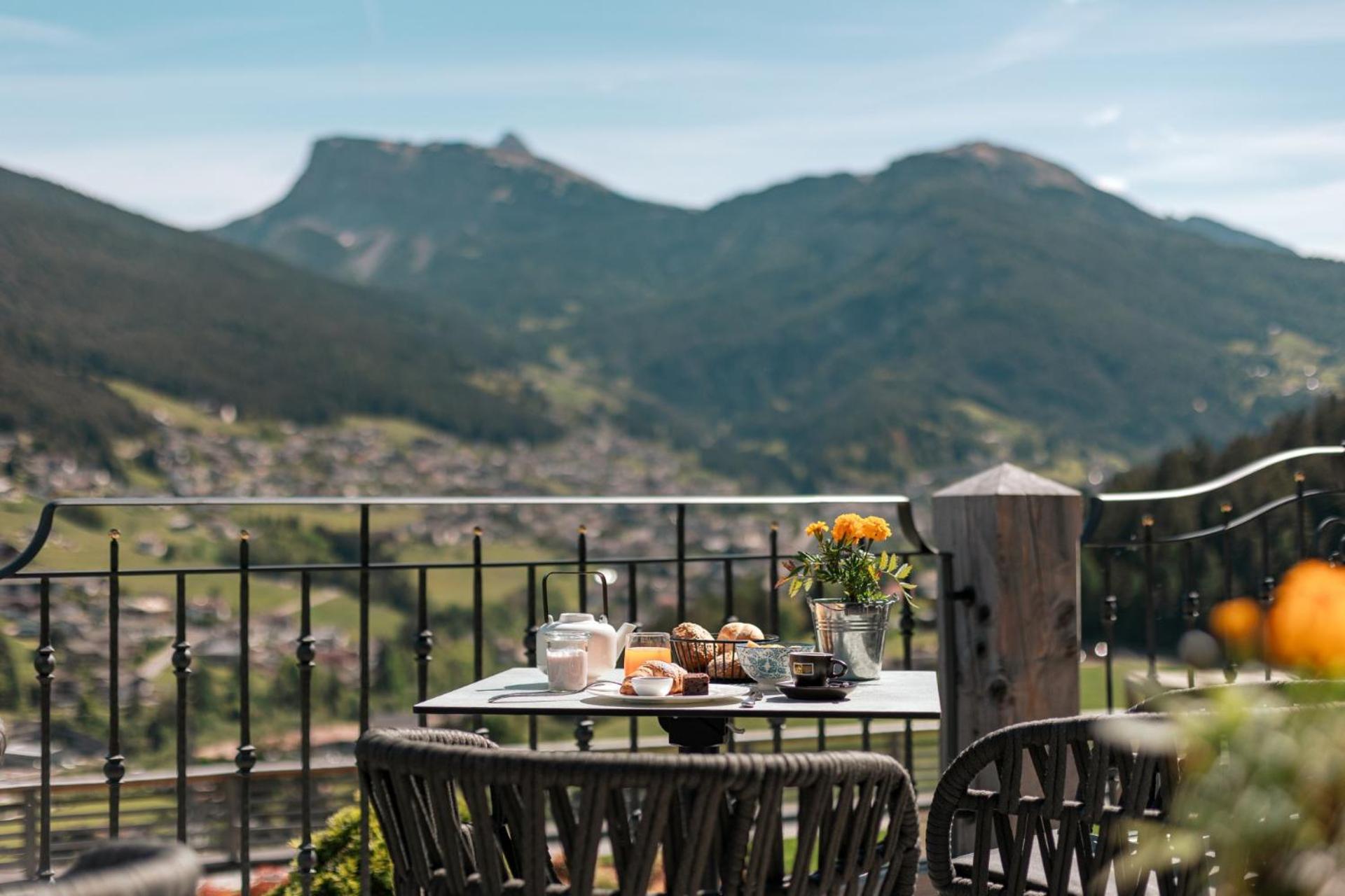 Hotel Niblea Dolomites Ortisei Extérieur photo
